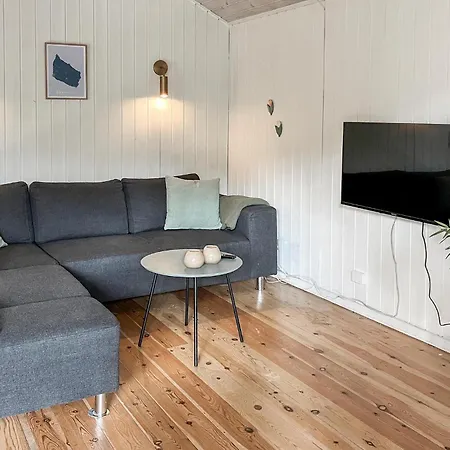 Casa Accogliente A Nexø Con Sauna * Vester Somarken